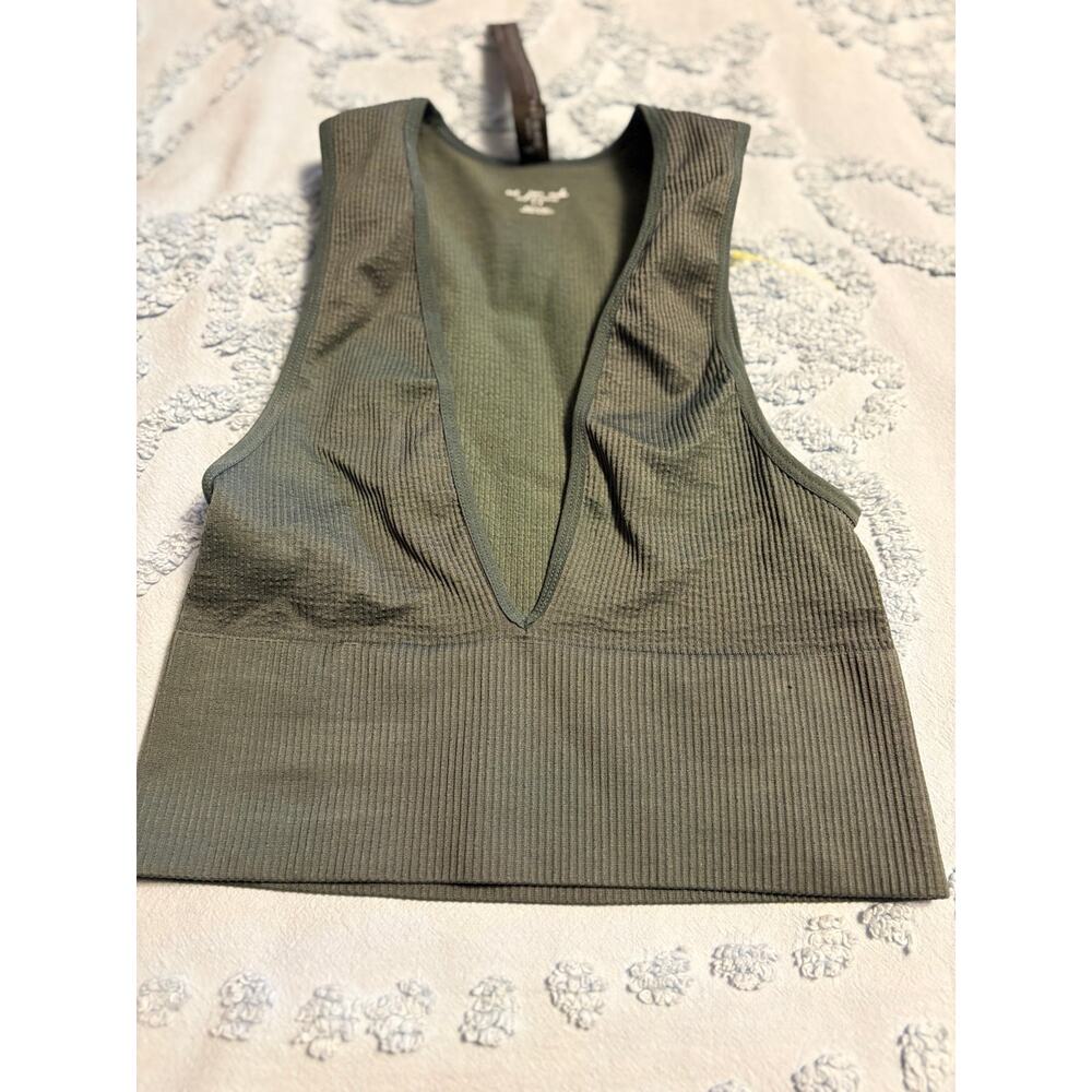 Urban Outfitters Green Crop Top Sz XS/S